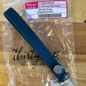 ThirtyOne Wristlet Strap.